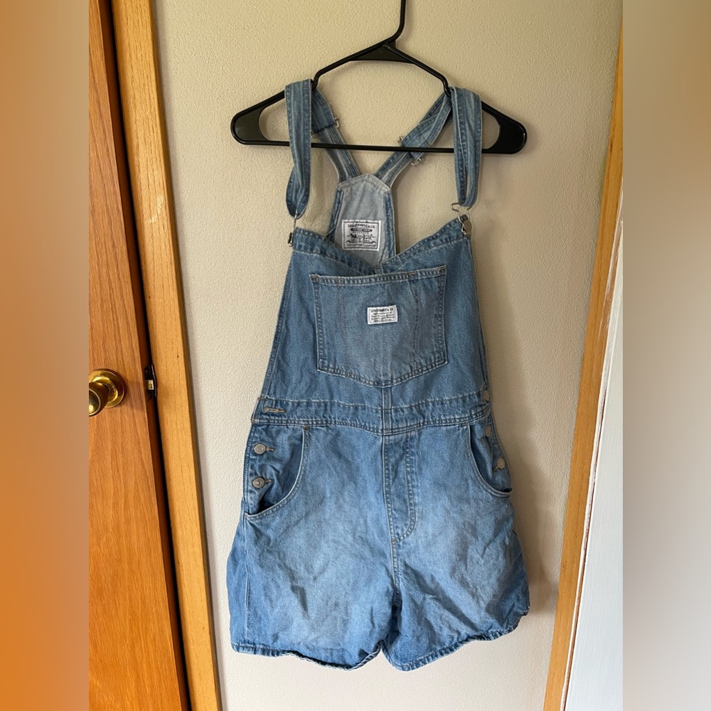 Levi Strauss & Co. short overalls